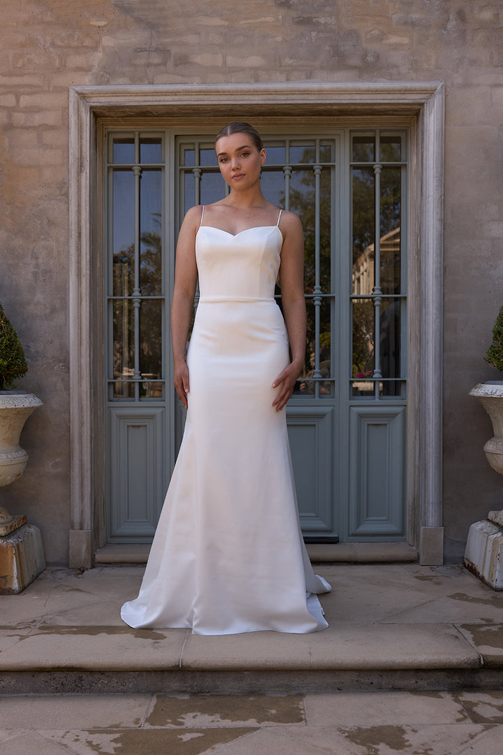 Sedef bridal gown front view – MASAL