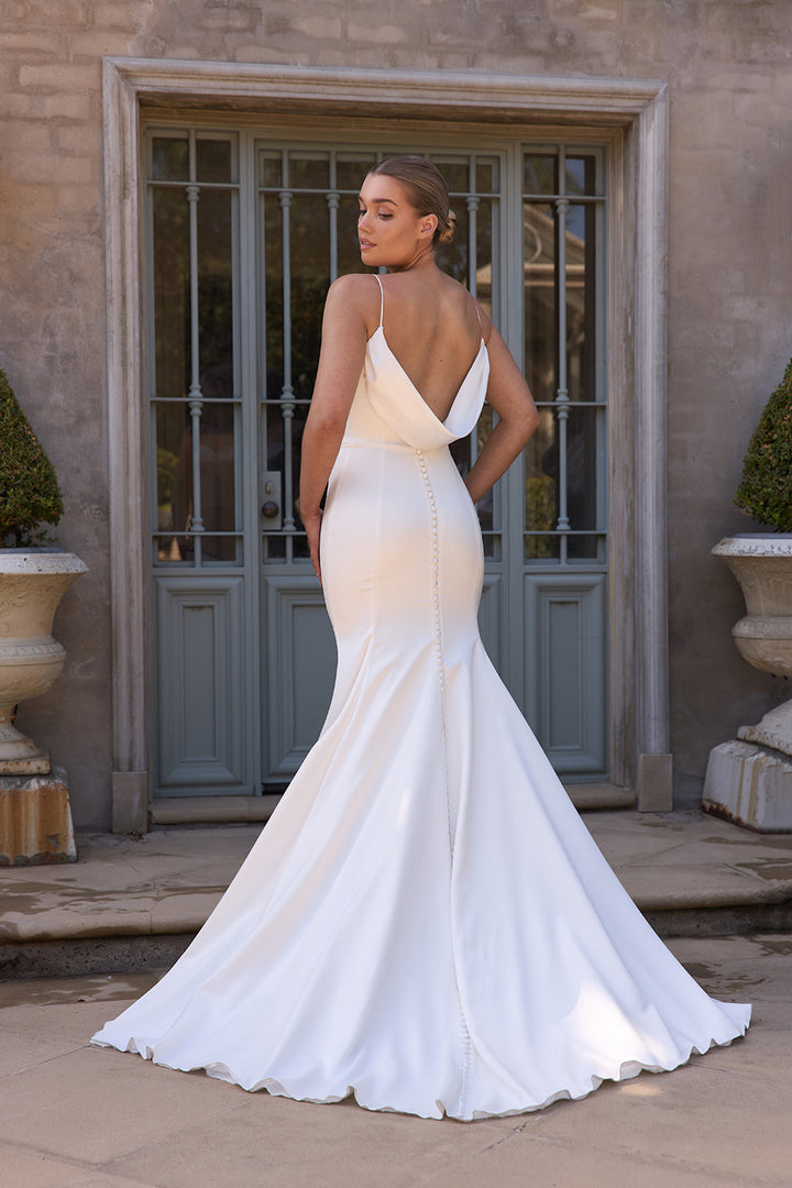Sedef gown back view – MASAL