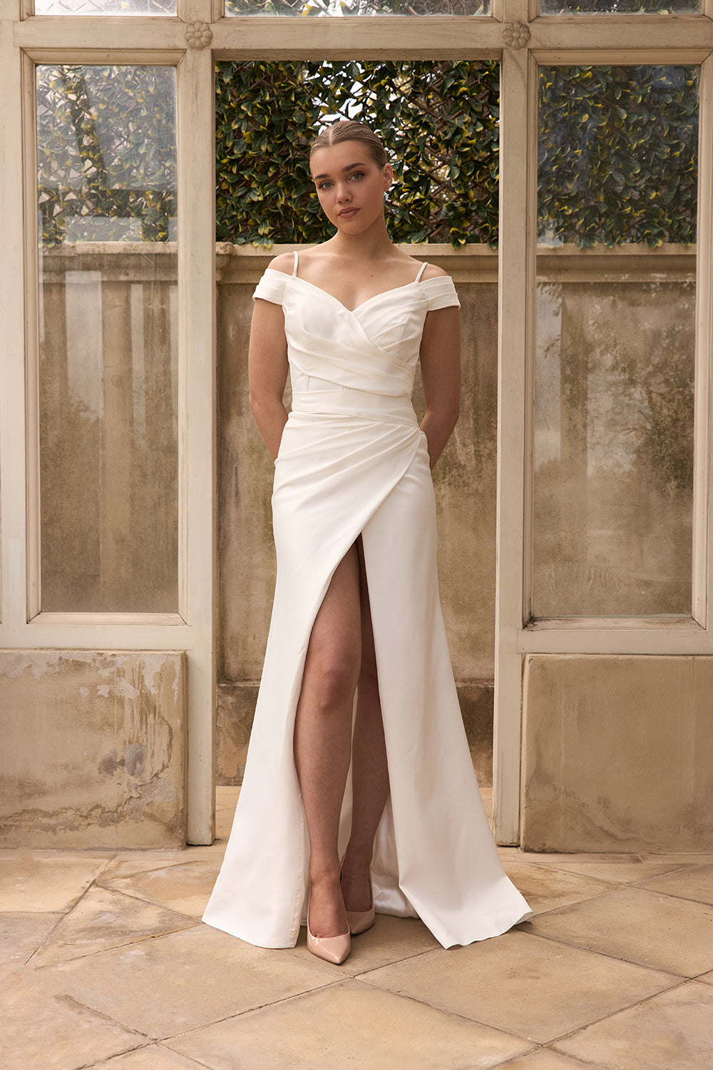Vella gown front view – MASAL